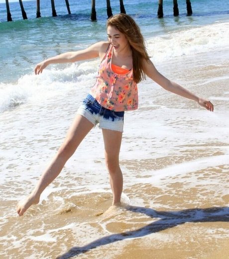 McKaley Miller OnlyFans Leaked