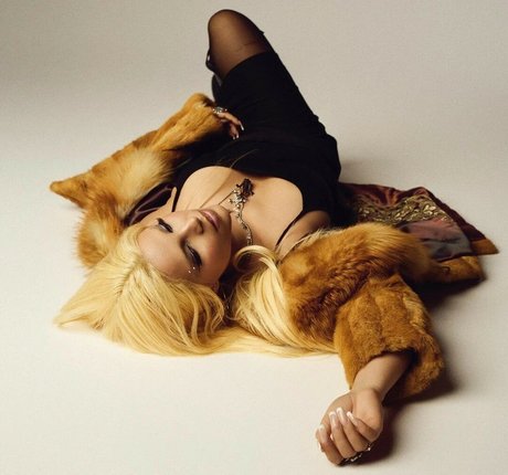 Inde Navarette OnlyFans