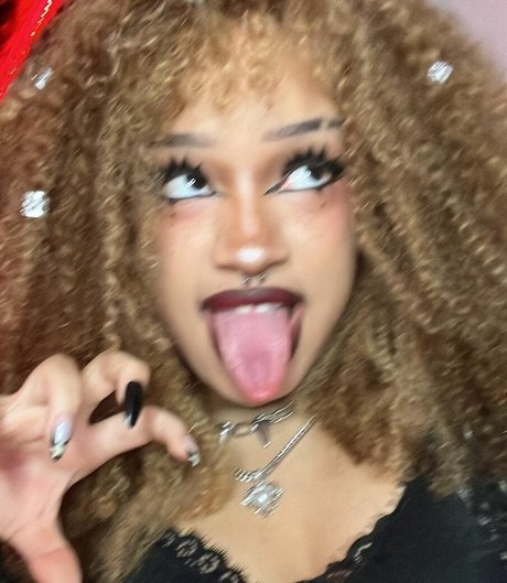 Eden s Garden ASMR OnlyFans-Bilder geleakt