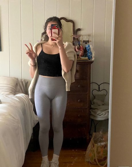 sabsgentleaura Leaks von OnlyFans