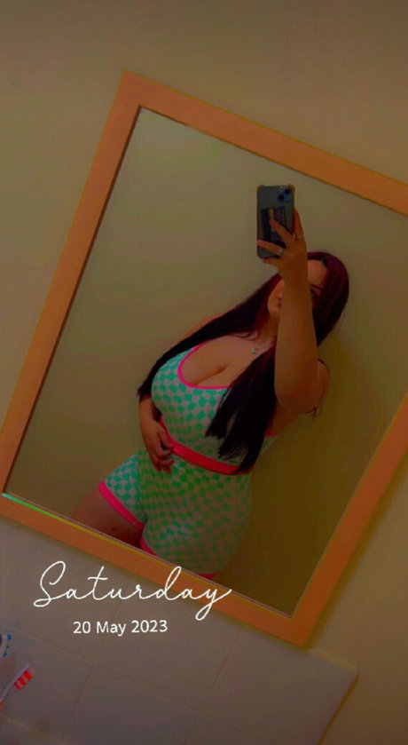 bustymills Nacktbilder geleakt OnlyFans