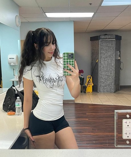 Over taaa Joi OnlyFans