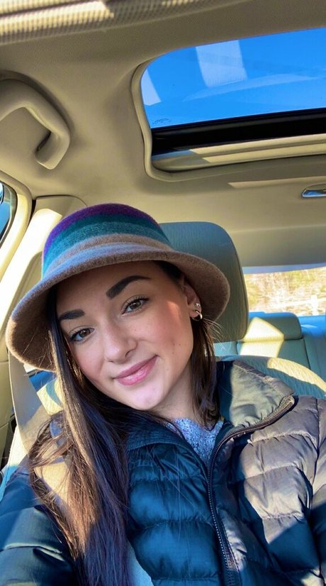 Emma Lilly OnlyFans Sextape