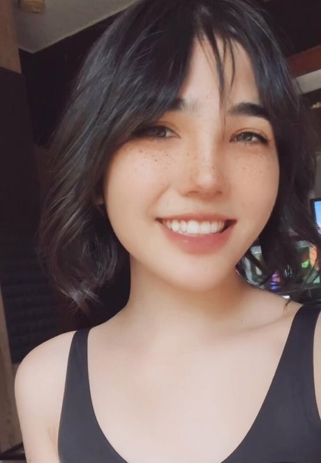 Sanagi Yuzu Neues OnlyFans