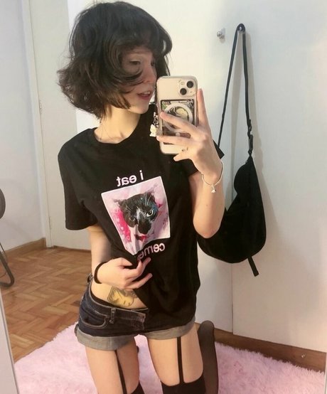 Pandemonita OnlyFans Pornografie