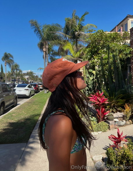 kylienelson OnlyFans Nacktbilder