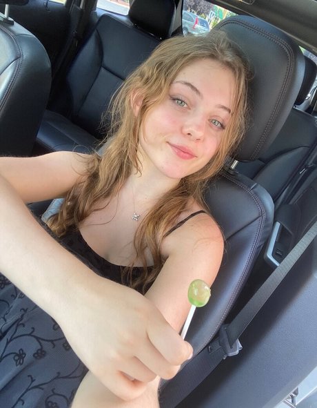 schönheit kurvige onlyfans kostenlos nackt Porträt