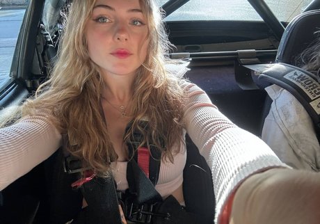 Nefffss OnlyFans Strip