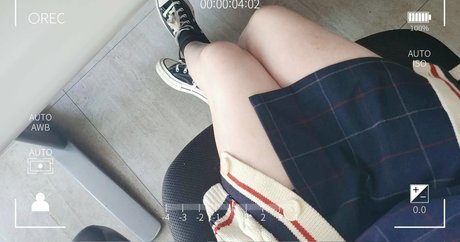 Ruina OnlyFans nackte Brüste