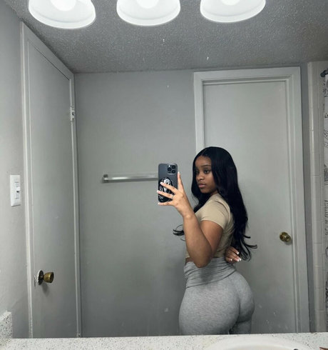 Iamdajahzhane OnlyFans-Rezensionen