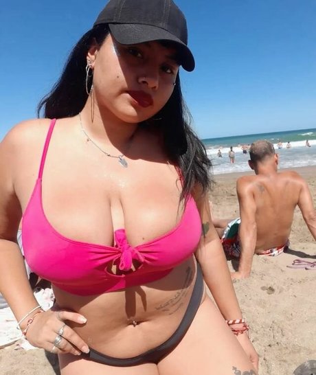 Dana Nicole OnlyFans Striptease