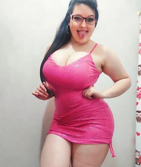 Misty Acosta Nacktpornos von OnlyFans geleakt