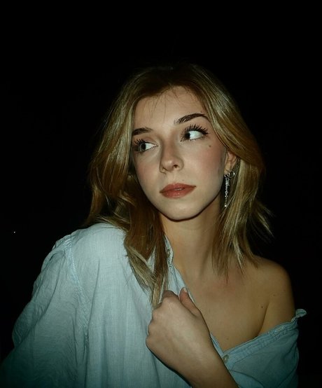 Martina Dell Anna OnlyFans kostenlos