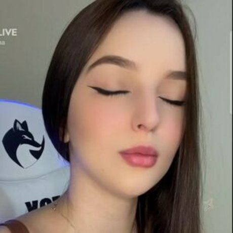 Bellalinna OnlyFans Bilder