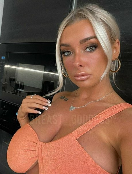 Lucy Cartlidge OnlyFans-Seite