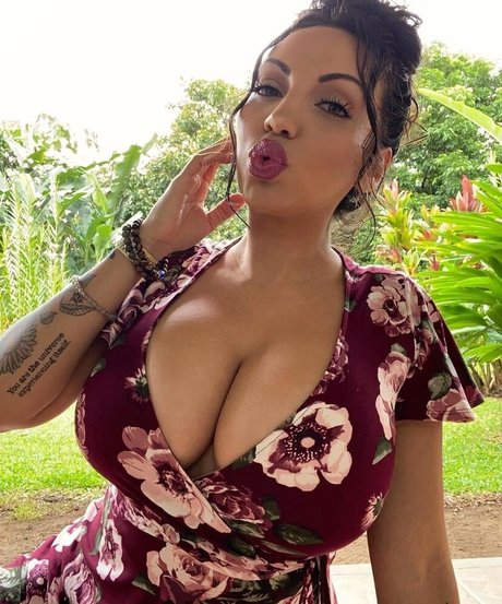 Crueltyfreecurves XXX OnlyFans