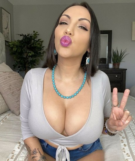 Crueltyfreecurves Nacktbilder auf OnlyFans