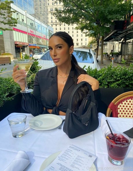 jameelahh OnlyFans NSFW