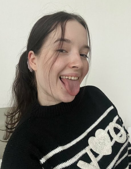 emy buns OnlyFans-Creator