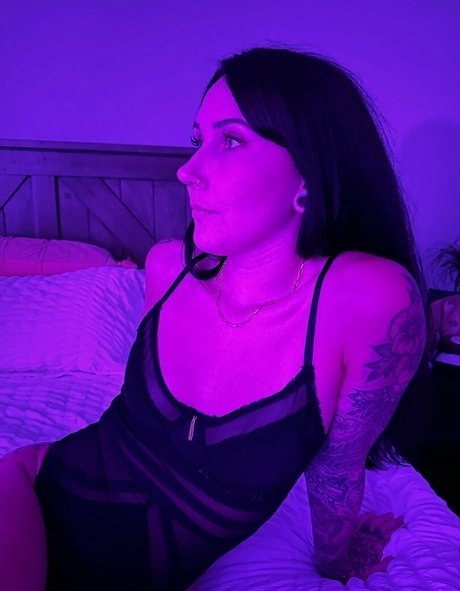 tully banks Sextape OnlyFans Nacktbilder