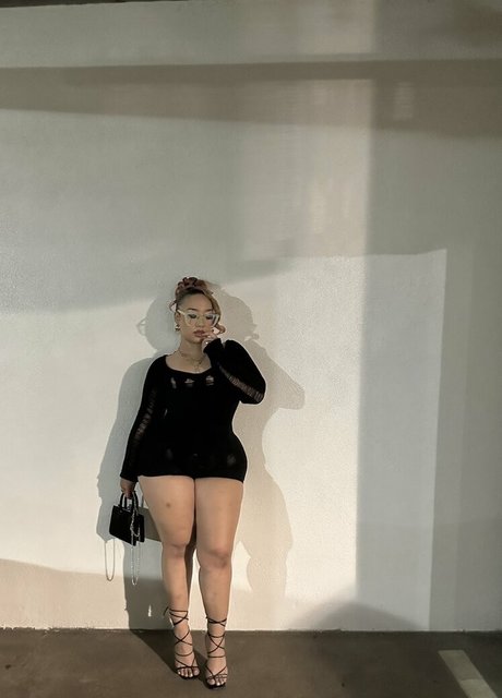 Sophialaurrren OnlyFans