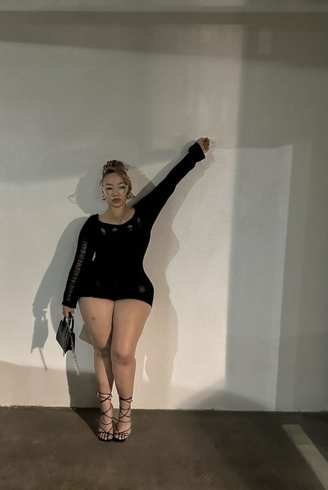 Sophialaurrren Nacktbilder von OnlyFans