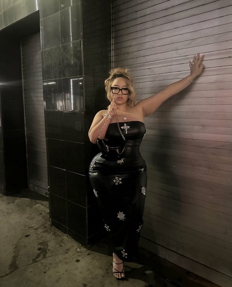 Sophialaurrren OnlyFans Nacktbilder