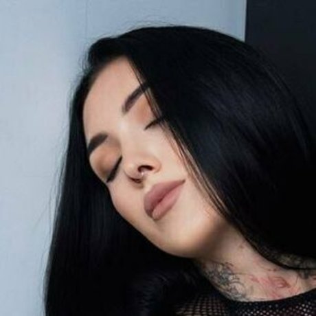 _Poison lips_ Leaked OnlyFans Bilder