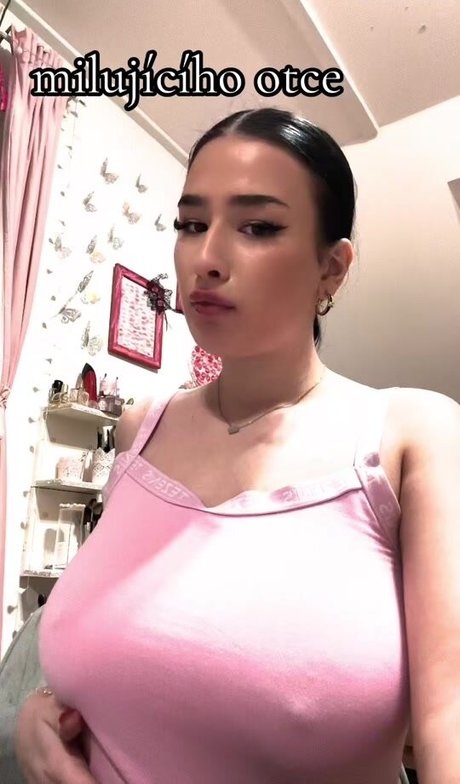 Elianka Nacktpornos auf OnlyFans