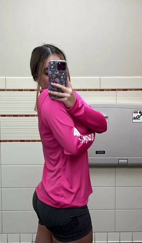 Paola Silerio Leaks von Nacktbildern auf OnlyFans