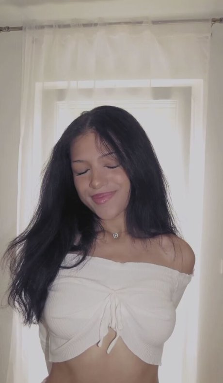 delylahthomas Leaks OnlyFans