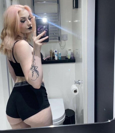 Miranda Felicia OnlyFans Bilder nackt