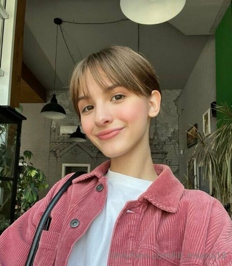 lill milana18 NSFW OnlyFans