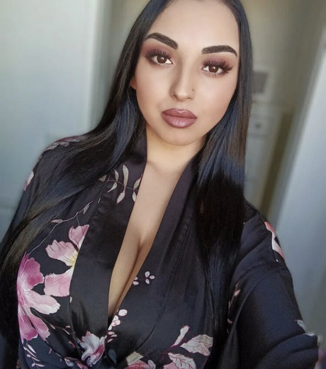 Ivana Milojevic Heiße OnlyFans Inhalte