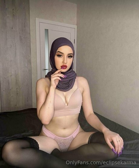 eclipsekarma OnlyFans Strip
