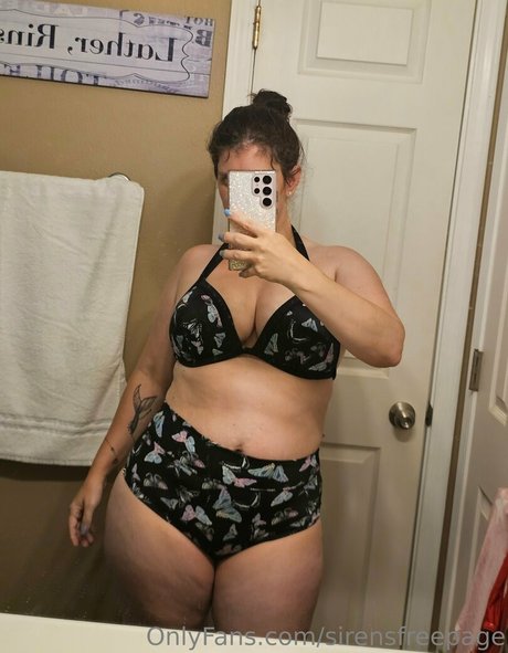 sirensfreepage OnlyFans Nacktbilder