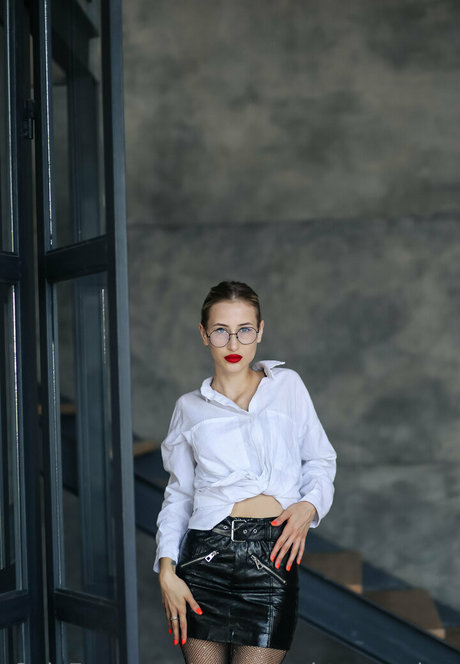 sofi teach OnlyFans Lesbisch