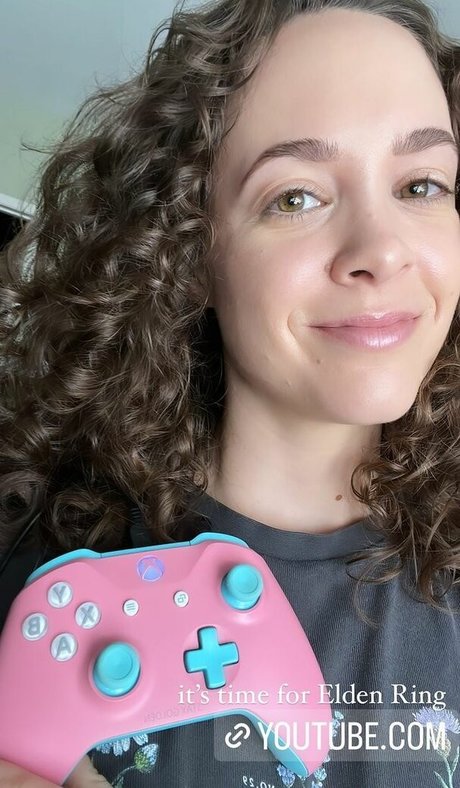 Natalie Gold Nacktpornos auf OnlyFans