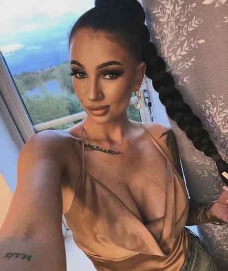 That inked girl_ OnlyFans geleakte Pornografie