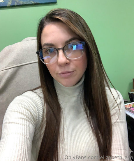 Elizabeth ash Nacktbilder geleakt OnlyFans