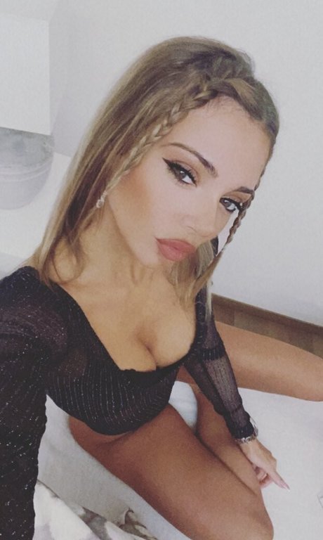 Verdiana Vanessa Salmi Gratis OnlyFans Inhalte