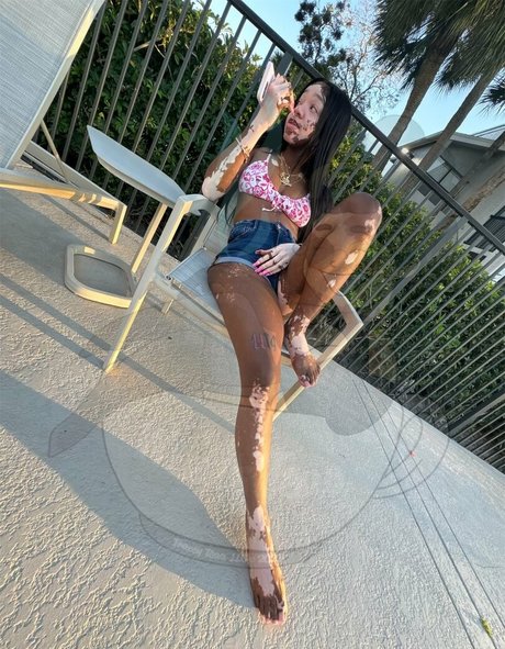 Curiousiteaaa OnlyFans Sextape