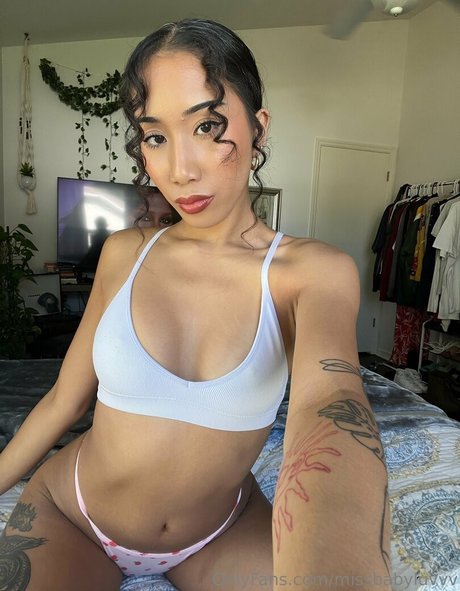 uluvzella Leaked OnlyFans Nacktbilder