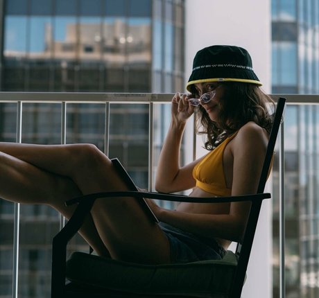 Dev Lemons Sextape OnlyFans Nacktbilder