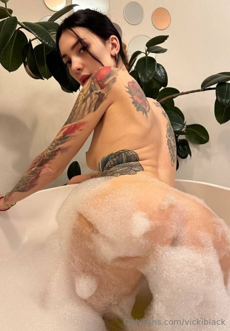 vickiblack Nacktpornos auf OnlyFans