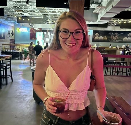 Fiona Sweeney OnlyFans-Leak