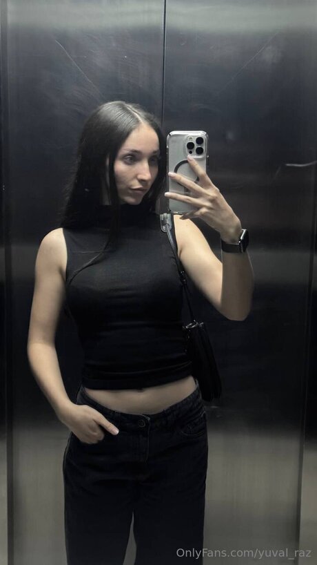 Yuval raz Nacktbilder von OnlyFans