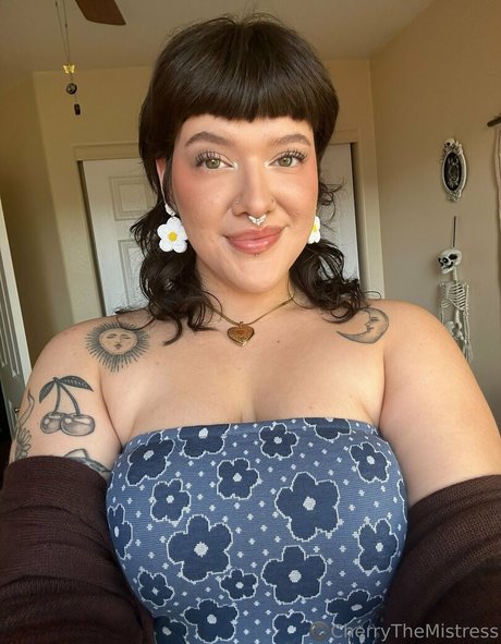 cherryishairy XXX OnlyFans