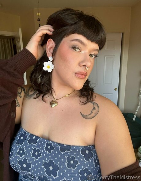 cherryishairy Nacktbilder von OnlyFans