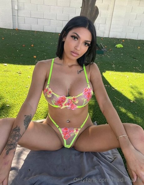 madikhalifa Nacktbilder von OnlyFans